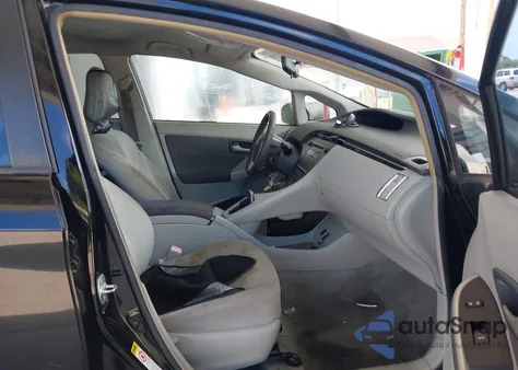 2010 Toyota Prius Ii z USA, uszkodzony, nr VIN JTDKN3DU2A0115760